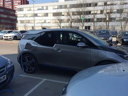Preizkusno polnjenje BMW i3