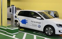 Charging station 2x22kW and VW e-Golf